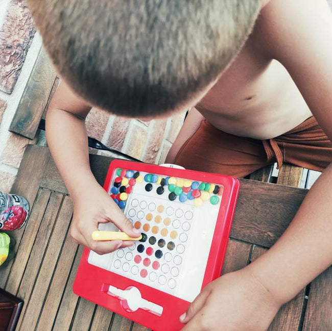 Mágneses tábla - MAGDOTS