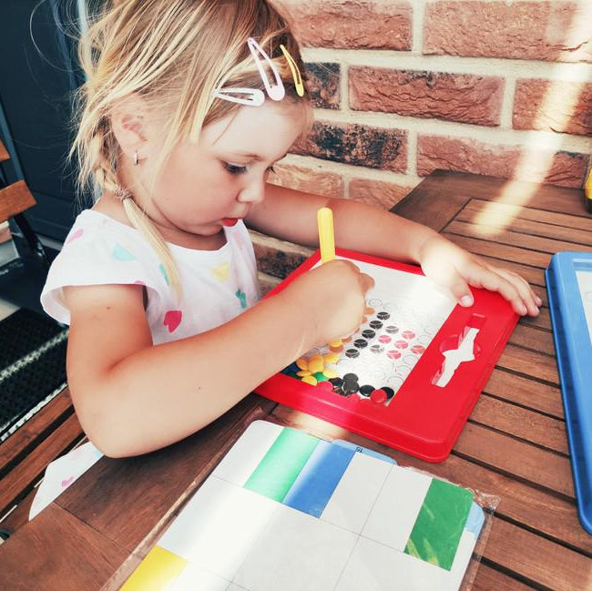 Mágneses tábla - MAGDOTS