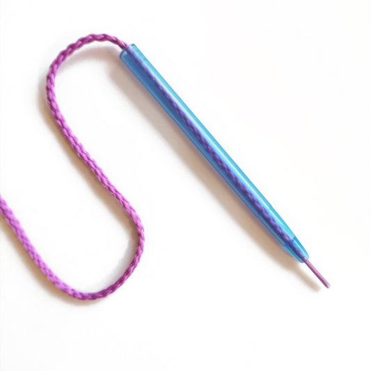 Tartalék toll a kreatív fűzéshez